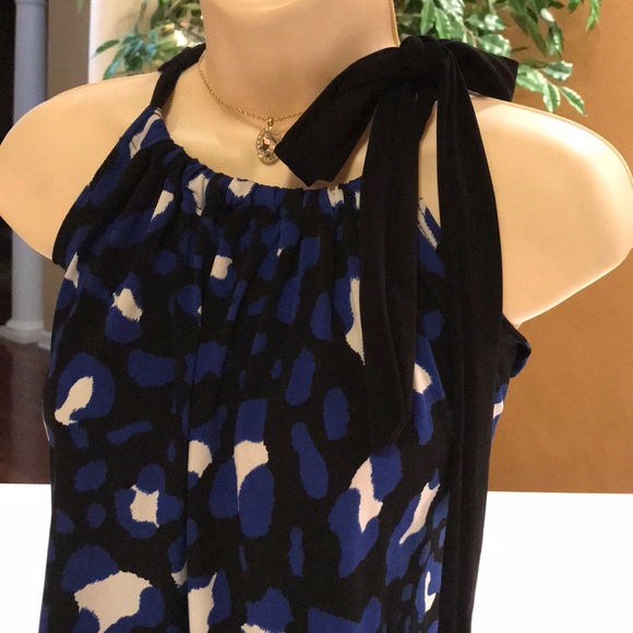CAROLE LITTLE BLUE, BLACK, WHITE TOP W/ TIE @ NECK - Picture 7 of 8